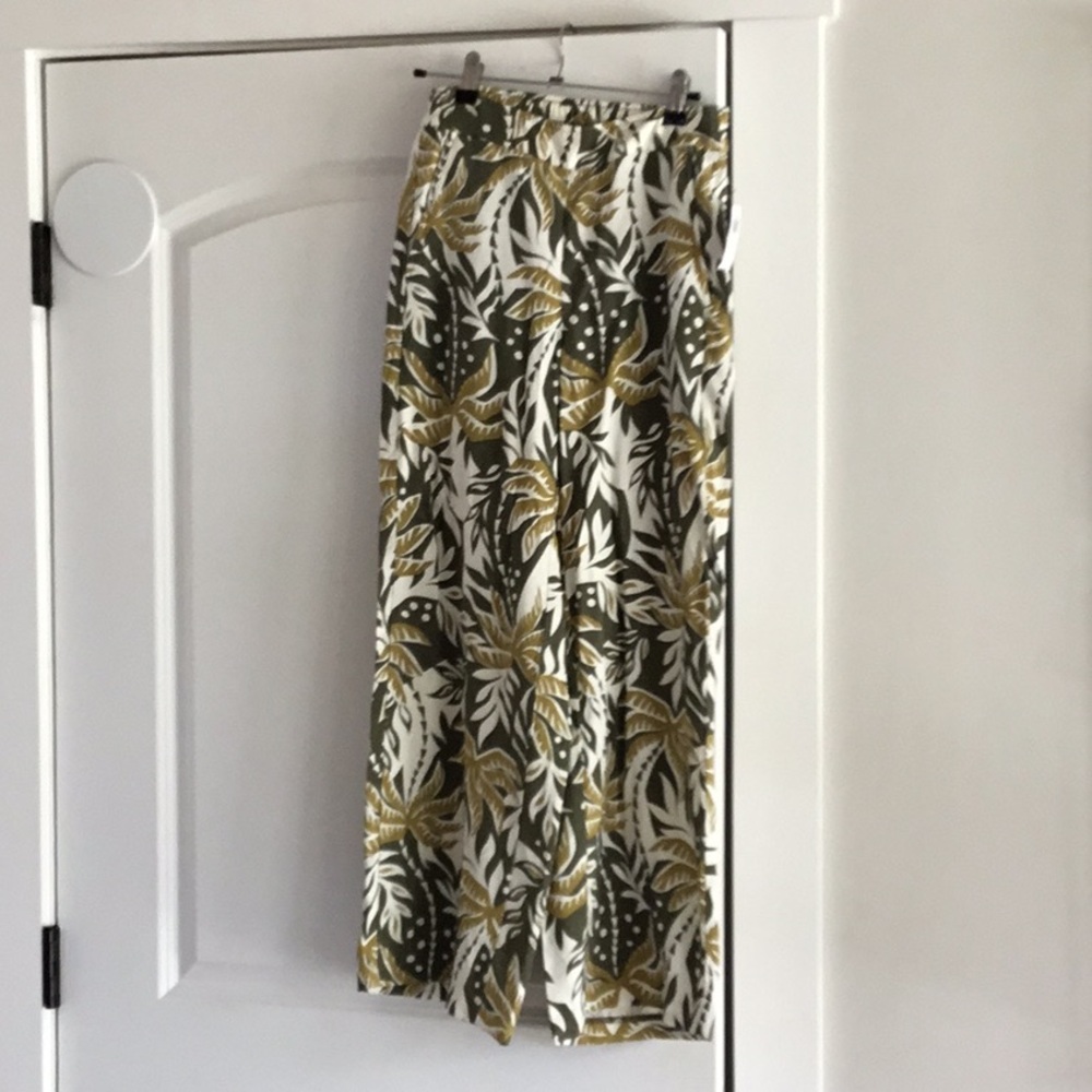 Tropical Print Wide Leg Pants
